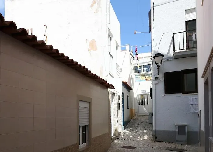 Estudio-moon Rise Nazare